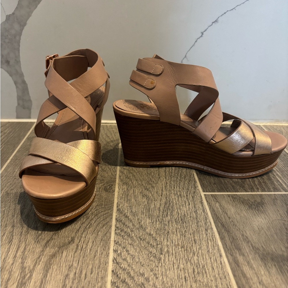 Elegant Tan Wedge Sandals